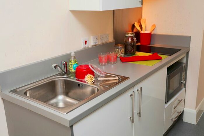 1 Bedroom Studio To Rent In - Upper Parliament Street, Nottingham, NG1