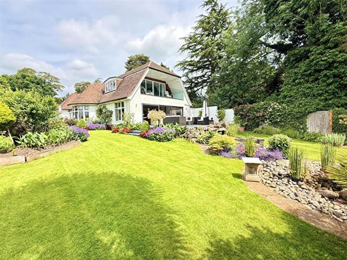 4 Bedroom Detached House For Sale In Station Lane, Hethersett, NR9