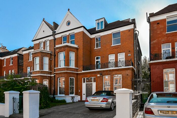2 Bedroom Flat To Rent In Canfield Gardens West Hampstead, NW6