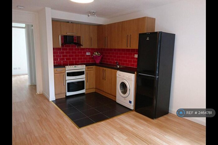 1 Bedroom Maisonette To Rent In Mead Avenue, Slough, SL3