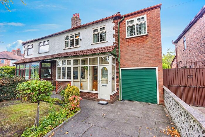 3 Bedroom Semi-Detached House For Sale In Callingdon Road, Manchester, Lancashire, M21