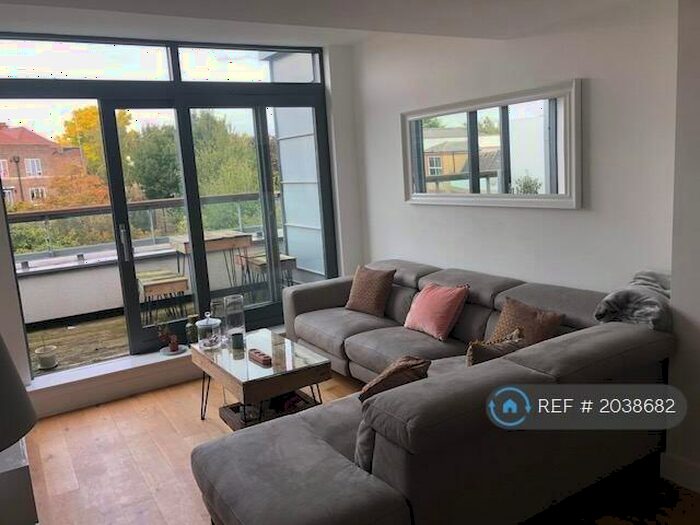 2 Bedroom Flat To Rent In Prebend Street, London, N1