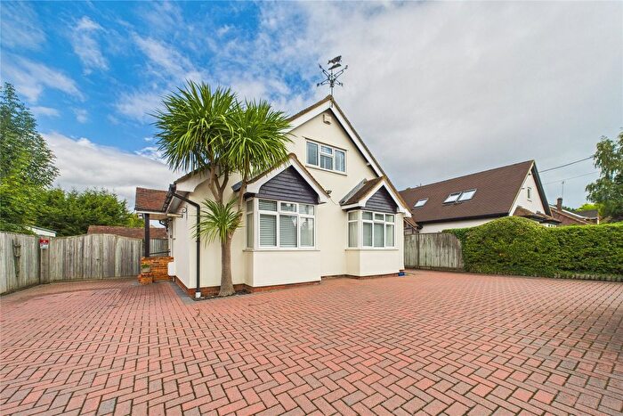 3 Bedroom Bungalow For Sale In Warfield Street, Warfield, Bracknell, Berkshire, RG42