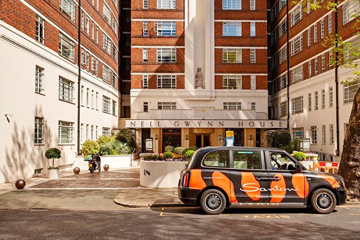 Studio For Sale In Sloane Avenue, Chelsea, London, SW3