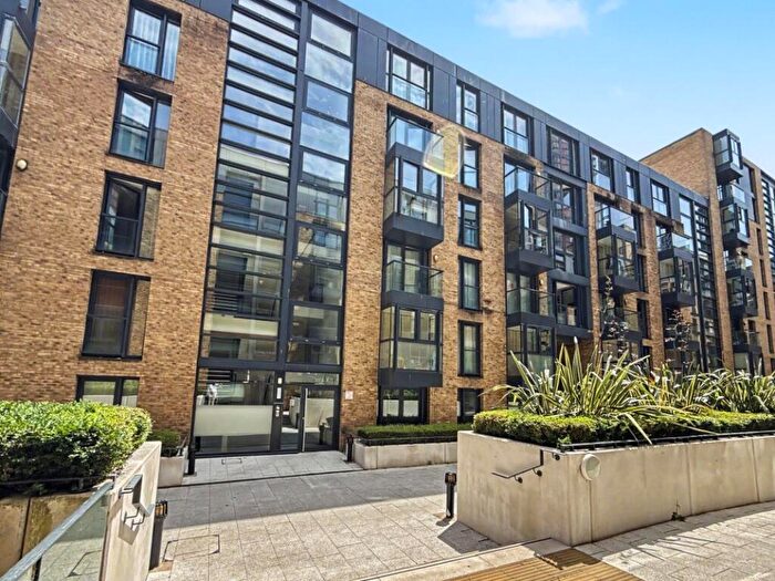 2 Bedroom Apartment For Sale In Apartment Southside, St. John's Walk, Birmingham, West Midlands, B5
