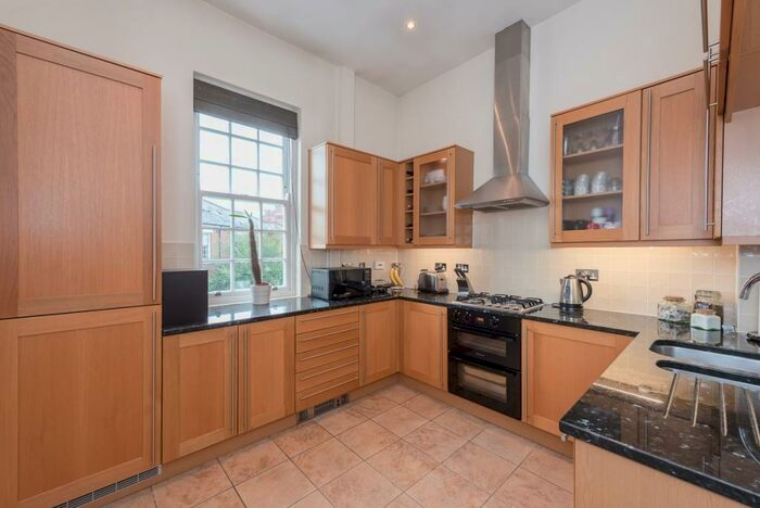2 Bedroom Apartment To Rent In Beningfield Drive London Colney, AL2