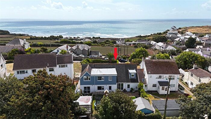 4 Bedroom Country House For Sale In St. Pirans Way, Perranuthnoe, TR20