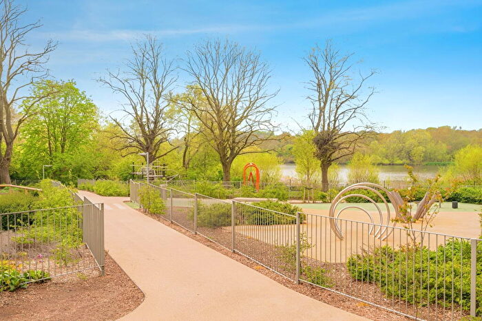 2 Bedroom Flat To Rent In Hawfinch House, Moorhen Drive, London, NW9