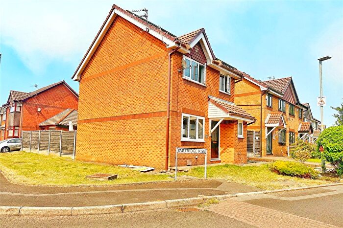 3 Bedroom Detached House For Sale In Partridge Rise, Littlemoss, Droylsden, Manchester, M43