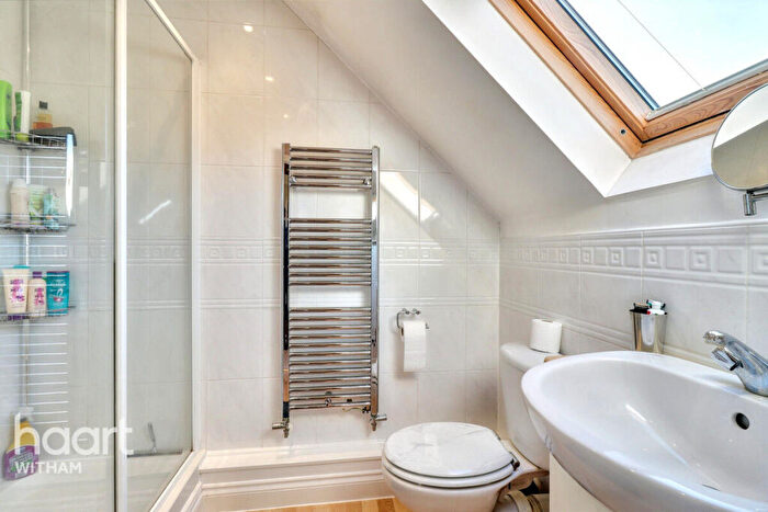 3 Bedroom Town House For Sale In Randall Close, Witham, CM8