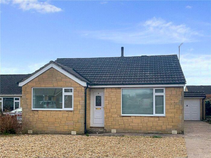 2 Bedroom Bungalow To Rent In Sylvan Close, Gillingham, SP8