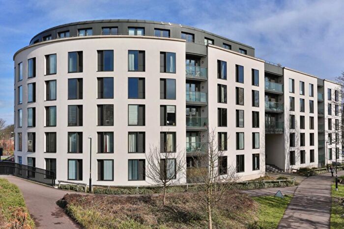 2 Bedroom Apartment To Rent In Honeybourne Way, St. James Walk Honeybourne Way, GL50