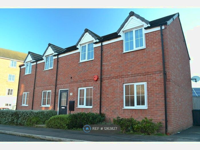 2 Bedroom Flat To Rent In Waggon Road, Leeds LS10