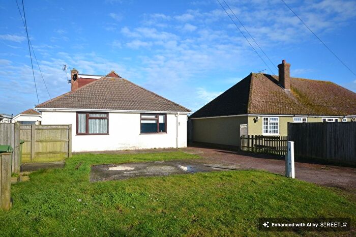 4 Bedroom Detached Bungalow For Sale In Dunes Road, Greatstone, TN28