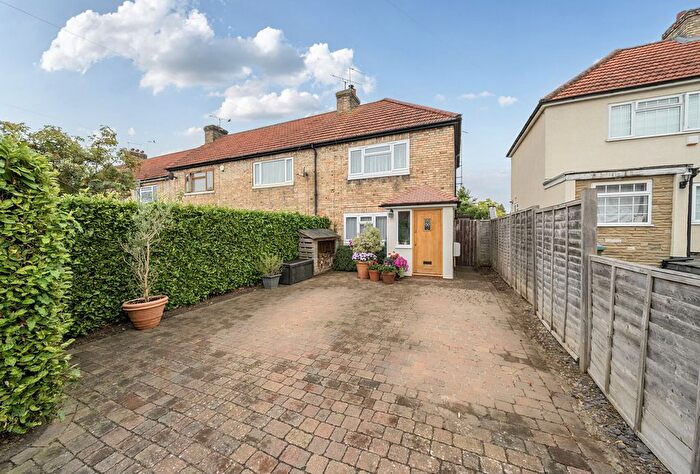 2 Bedroom End Terrace House For Sale In Oxenhill Road, Kemsing, Sevenoaks, Kent, TN15