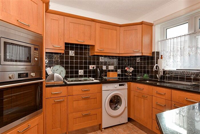 2 Bedroom Semi-Detached Bungalow For Sale In Shepherds Gate, Hempstead, Gillingham, Kent, ME7