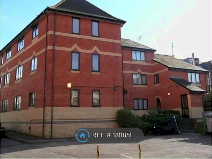 1 Bedroom Flat To Rent In Priors Court, Reading, RG1