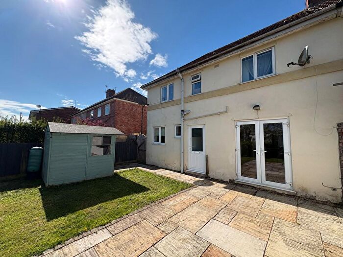 1 Bedroom Flat To Rent In Garden Flat, Rodney Road, Kingswood, Bristol, BS15