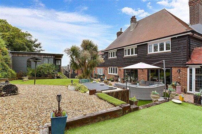 6 Bedroom Detached House For Sale In Hillway Road, Bembridge, Isle Of Wight, PO35