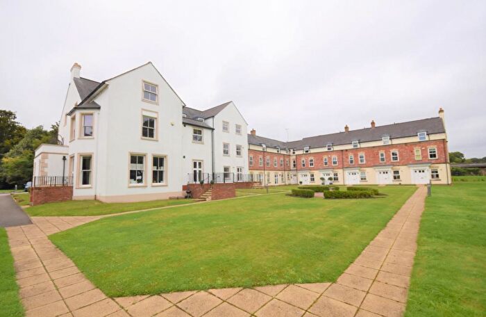 4 Bedroom Property To Rent In New Hall Manor, Neston, CH64
