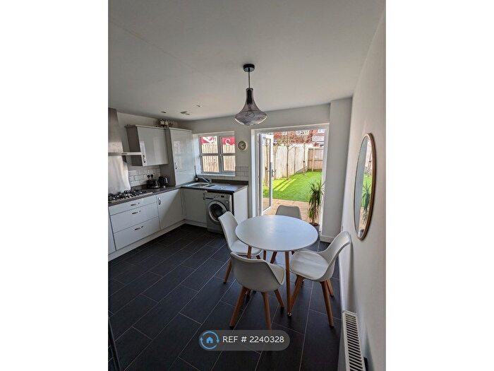 2 Bedroom Semi-Detached House To Rent In Pilgrim Drive, Altrincham, WA14