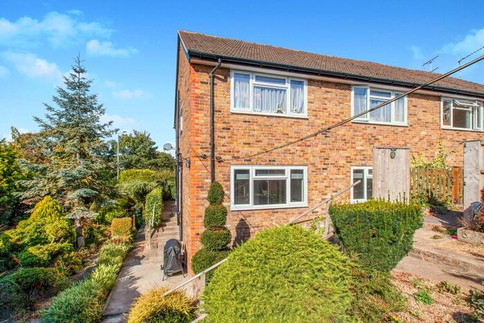 2 Bedroom Apartment To Rent In Grassingham Road, Chalfont St. Peter, SL9