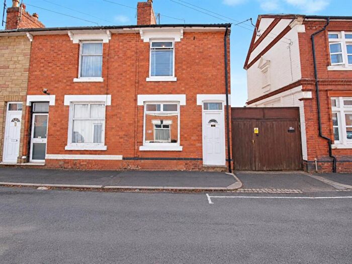 2 Bedroom Town House To Rent In , Duke Street, Kettering, NN16