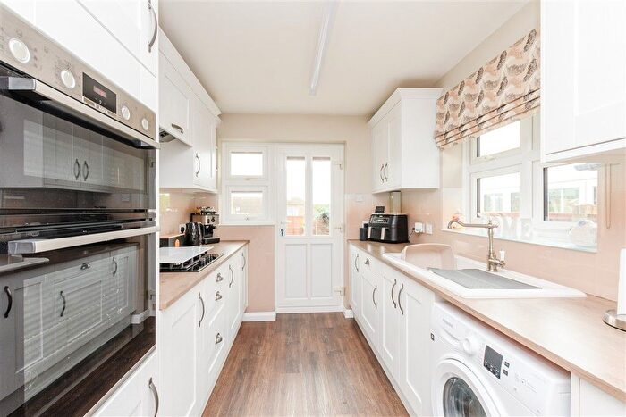 3 Bedroom Detached Bungalow For Sale In Calderwood, Gravesend, Kent, DA12