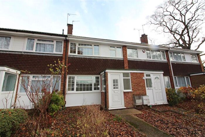 3 Bedroom Terraced House To Rent In Petworth Gardens, Southampton, SO16