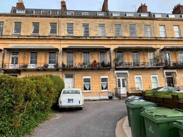 2 Bedroom Flat To Rent In Suffolk Square, Cheltenham, GL50