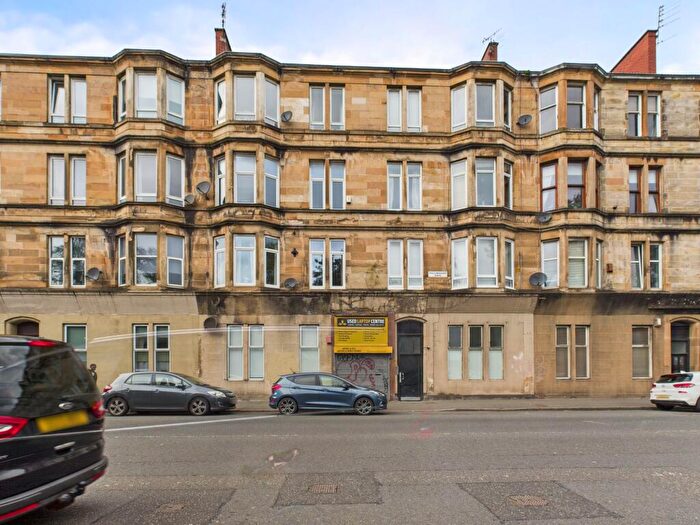 3 Bedroom Flat To Rent In Pollokshaws Road, Glasgow, G41