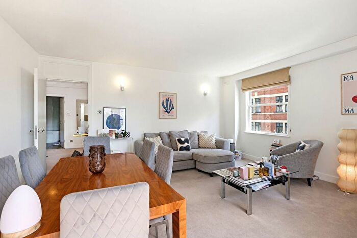 2 Bedroom Flat To Rent In Weymouth Street, Marylebone, W1W