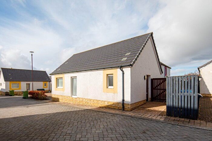 1 Bedroom Detached Bungalow For Sale In Picketlaw Road Eaglesham, G76