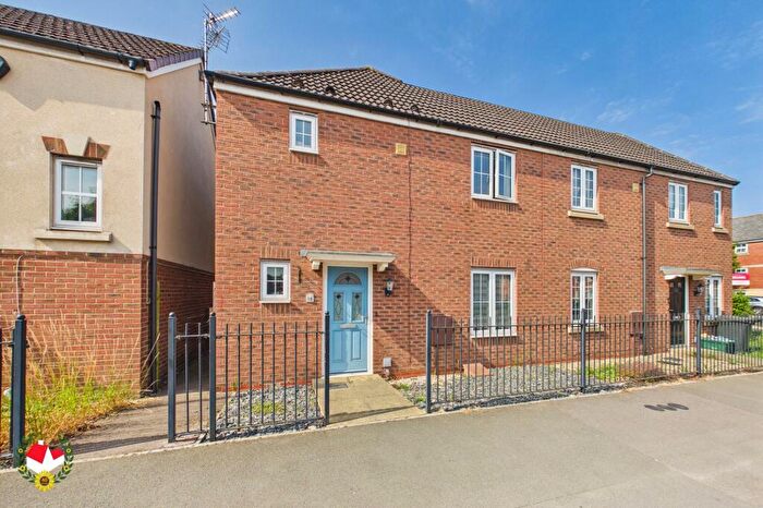 3 Bedroom End Of Terrace House For Sale In Valley Gardens, Kingsway, Gloucester, GL2