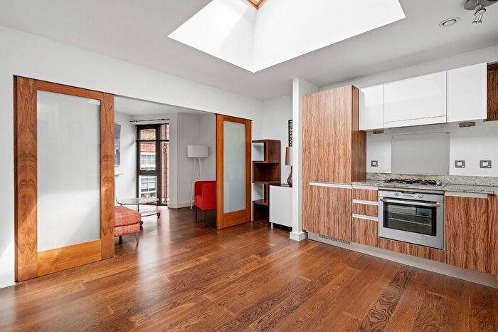 1 Bedroom Flat For Sale In Morton Road, London, N1