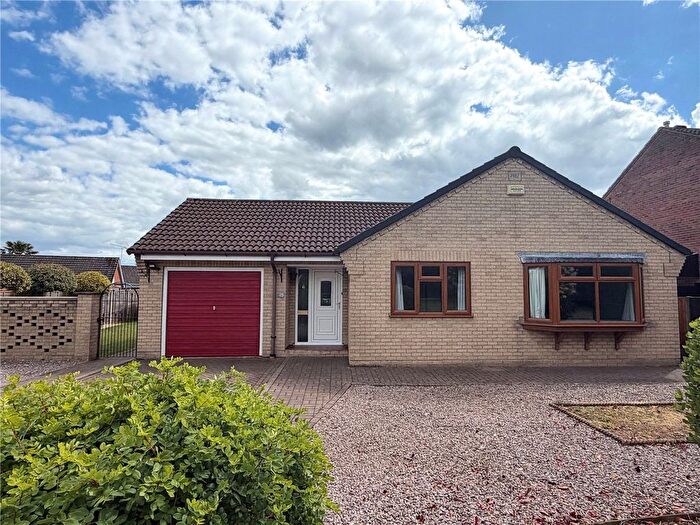 3 Bedroom Bungalow To Rent In Ancaster Drive, Sleaford, Lincolnshire, NG34