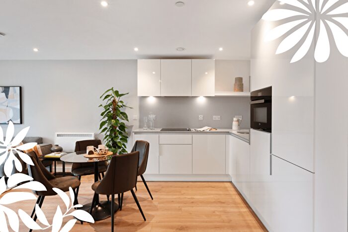 1 Bedroom Apartment To Rent In The Lansdowne, Hagley Road, Birmingham, B16