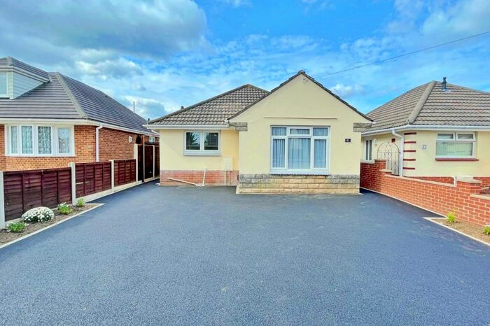 2 Bedroom Bungalow To Rent In Bournemouth, BH11