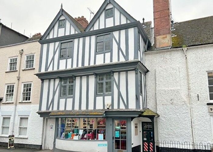 3 Bedroom Maisonette To Rent In Fore Street, Topsham, Exeter, EX3