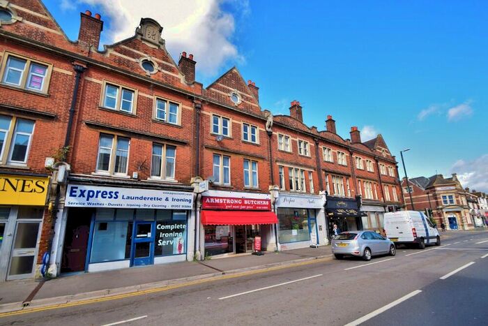 2 Bedroom Flat To Rent In Winton, BH9