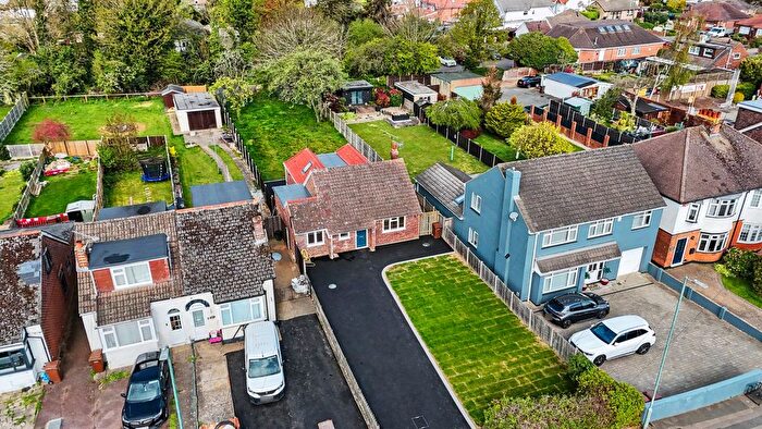 4 Bedroom Detached Bungalow For Sale In Maidstone Road, Gillingham, ME8