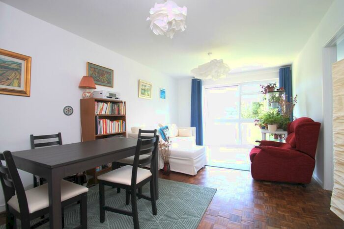 1 Bedroom Flat To Rent In Copers Cope Road, BR3