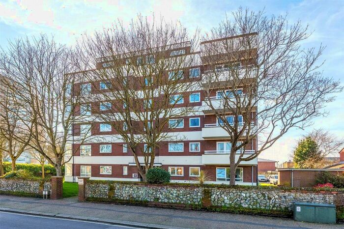 1 Bedroom Flat To Rent In Heene Road, Worthing, West Sussex, BN11