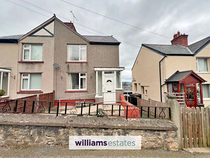 2 Bedroom Semi-Detached House For Sale In Lon Llewelyn, Denbigh, LL16