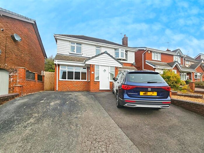 4 Bedroom Detached House For Sale In Woodhall Road, Kidsgrove, Stoke-On-Trent, ST7