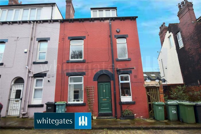 3 Bedroom End Of Terrace House To Rent In Glebe Avenue, Leeds, West Yorkshire, LS5