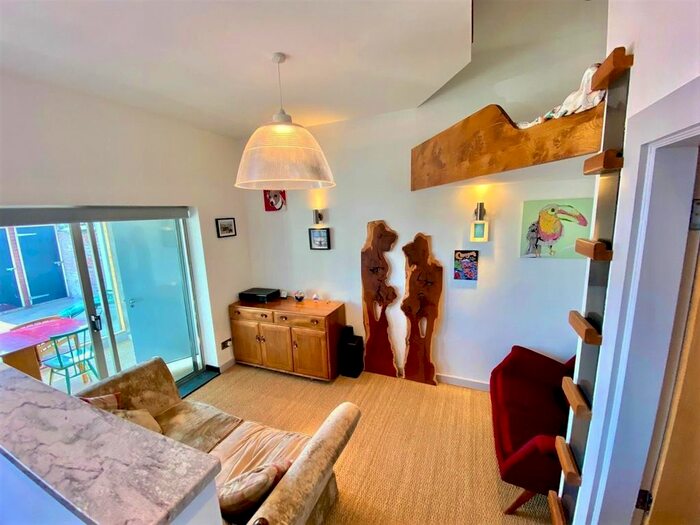 1 Bedroom Flat To Rent In Alvanley Terrace, Frodsham, WA6