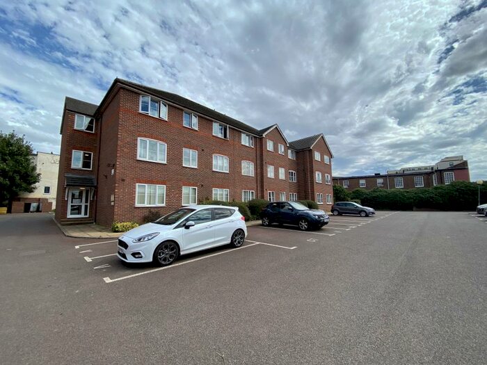 2 Bedroom Apartment To Rent In Upper Priory Street, Northampton, NN1