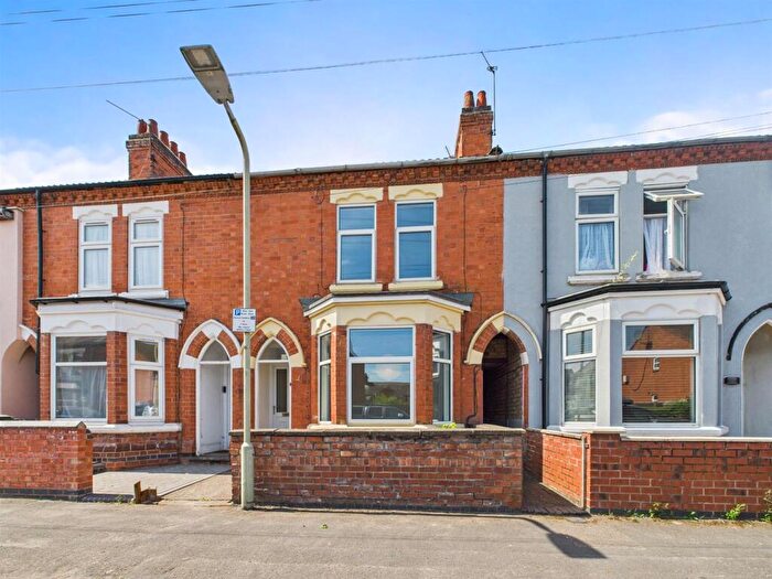 3 Bedroom Terraced House For Sale In Herbert Street, Loughborough, LE11