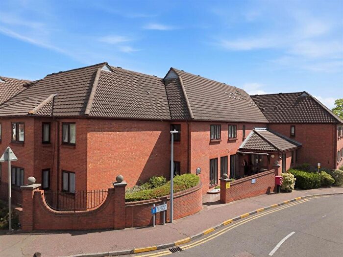 1 Bedroom Retirement Property For Sale In Regency Lodge, Albert Road, Buckhurst Hill, IG9